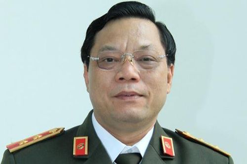 Xây dựng đội ngũ lãnh đạo, chỉ huy các cấp Công an thành phố Hà Nội đáp ứng tốt yêu cầu nhiệm vụ trong tình hình mới: Phải tự hoàn thiện mình để làm việc tốt hơn