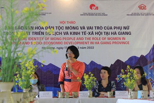 Bảo tồn bản sắc văn hóa và nâng cao vai trò của phụ nữ dân tộc Mông