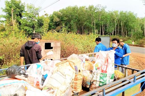 Hơn 13.000 đoàn viên thanh niên Tây Nguyên hưởng ứng 'Ngày chủ nhật xanh'