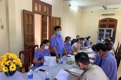 Công bố quyết định trực tiếp kiểm sát tại Chi cục Thi hành án dân sự quận Cẩm Lệ