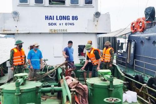 Nhận diện những thủ đoạn tinh vi của tội phạm buôn lậu xăng dầu trên biển