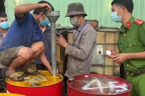 Điều tra vụ mua bán xăng dầu không rõ nguồn gốc