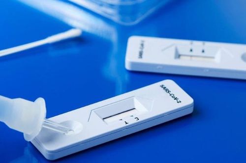 Kit test nhanh Covid-19 có thành phần độc tố?