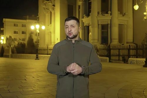 Tổng thống Ukraine gạt phăng tối hậu thư của Nga, tuyên bố bất kỳ nhượng bộ nào cũng phải trưng cầu dân ý