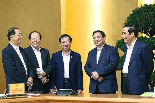 Hình ảnh Thủ tướng Phạm Minh Chính làm việc với Trung ương Hội Người cao tuổi Việt Nam