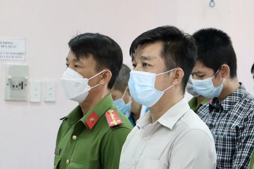 Lừa đảo hơn 800 người, tổng giám đốc ở Hậu Giang lãnh án chung thân