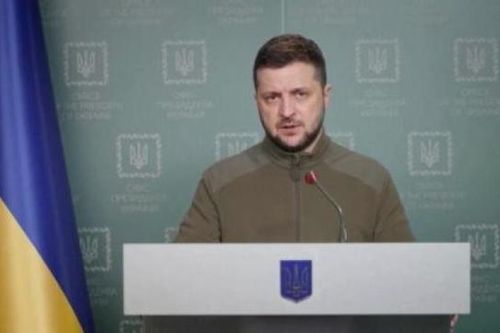 Ông Zelensky nói đàm phán vẫn tiếp tục, Nga sắp nhận thêm lệnh trừng phạt