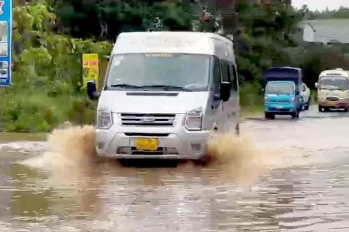 Mưa lớn gây hư hỏng nhiều nhà dân ở Tuyên Quang