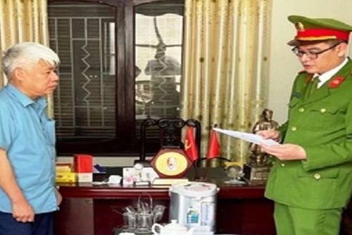 Thanh Hóa: Đình chỉ sinh hoạt Đảng Phó Chủ tịch UBND huyện Yên Định
