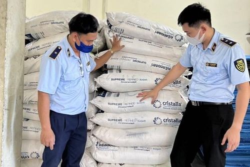 Tạm giữ gần 15 tấn đường nguồn gốc nước ngoài không có hóa đơn chứng từ