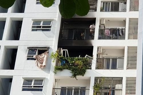 Cháy chung cư Carillon 5, hai người tử vong