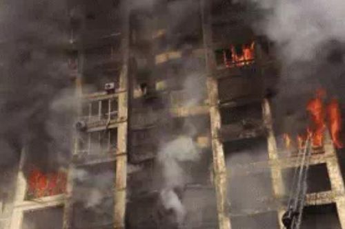 Reuters: Nga không kích ác liệt, 10 phút bom dội xuống 1 lần - Mariupol như 'đống tro tàn'