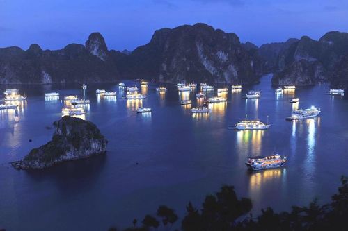 Quảng Ninh tổ chức Phố đêm du thuyền, quyết tâm kéo 10 triệu du khách du lịch