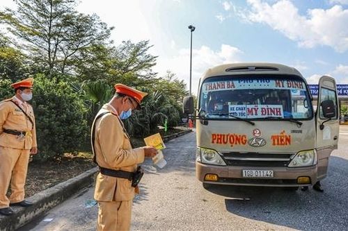 Cần thiết ban hành Luật Trật tự an toàn giao thông đường bộ: Bất cập từ sự 'ôm đồm'