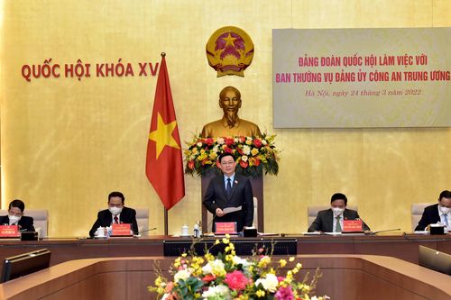 Tạo hành lang pháp lý đầy đủ cho đấu tranh phòng, chống tội phạm