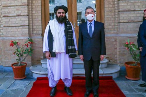 Ngoại trưởng Trung Quốc bất ngờ tới Afghanistan