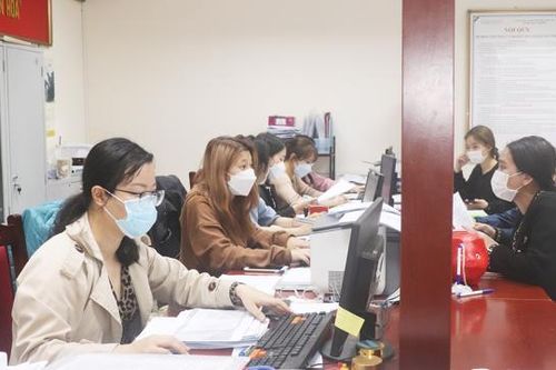 Giải quyết kịp thời, đầy đủ quyền lợi cho người lao động mắc Covid-19
