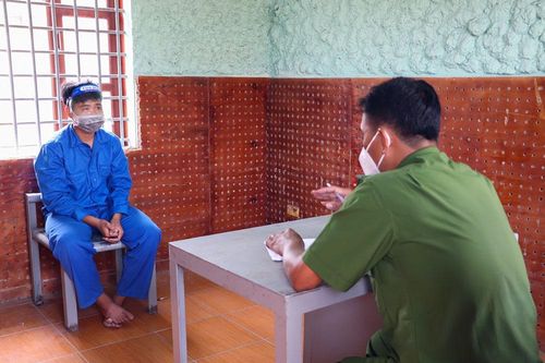 Mất mạng vì cuộc điện thoại