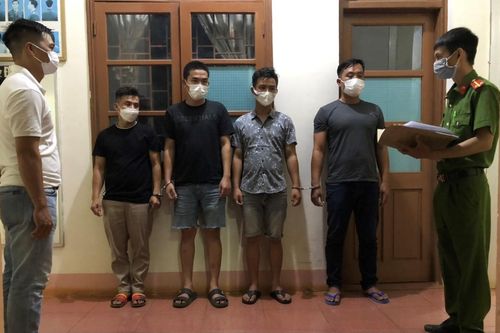 Đắk Nông: Giết người vì mâu thuẫn lúc đánh bài, 5 đối tượng bị tạm giữ.