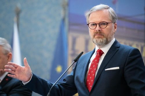 Bất chấp Nga cảnh báo, Ba Lan tiếp tục đề xuất cử phái bộ gìn giữ hòa bình tới Ukraine, Czech nói gì?