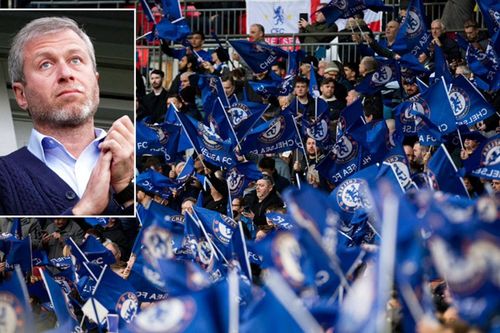 Chelsea được phép bán vé trở lại, Abramovich vẫn có thể bơm tiền