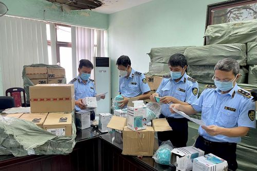Xử lý nghiêm tình trạng lợi dụng dịch bệnh để đầu cơ, tăng giá