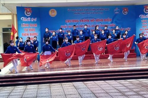Đổi mới hình thức phổ biến pháp luật cho học sinh