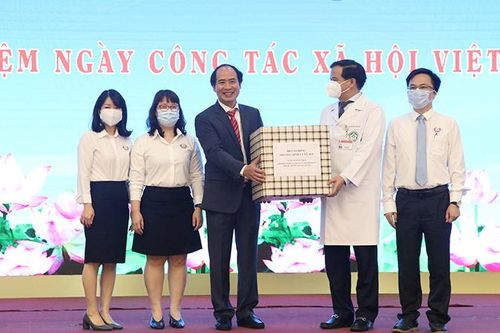Nâng cao nhận thức của cộng đồng về công tác xã hội