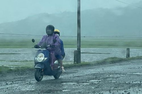 Hà Tĩnh: Dân bất an vì đường xuống cấp