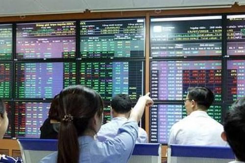 Xử phạt 2 doanh nghiệp do vi phạm công bố thông tin
