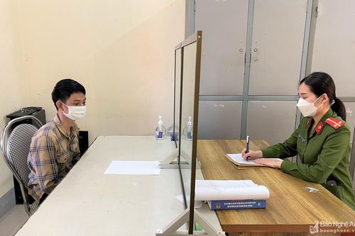 Bắt đối tượng cài mã độc đánh cắp tài khoản, lừa đảo chiếm đoạt tài sản nhiều người Nghệ An
