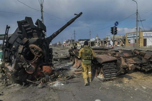 RIA: Phe thân Nga bắt nhóm tay súng Ukraine ở Mariupol - Thứ trong ba lô hé lộ nhiều điều!
