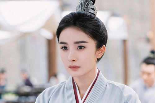 Dương Mịch, Triệu Lệ Dĩnh gặp 'biến lớn' do quy định mới của Quảng Điện, chuyện gì đây?