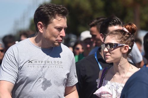 Elon Musk thừa nhận cô đơn sau khi chia tay nữ ca sĩ Grimes