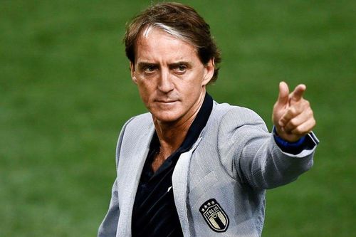 Mancini không từ chức HLV trưởng tuyển Italy