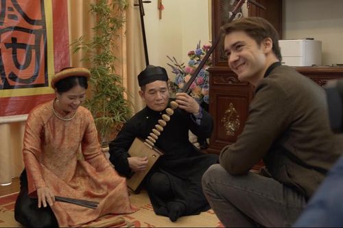 Tìm về thanh âm nguồn cội