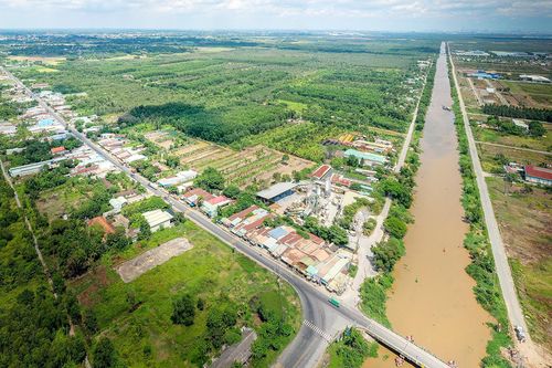Tìm kế sách phát triển phía Tây TPHCM: Tăng sức hấp dẫn cho Khu đô thị Tây Bắc
