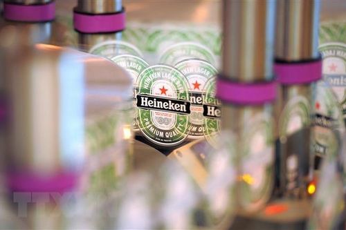 Cùng với Heineken, hãng bia Carlsberg cũng rút khỏi thị trường Nga