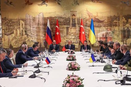 Nga tuyên bố giảm qui mô chiến dịch quân sự hướng Kiev và Chernigov, rút quân khỏi một số mặt trận