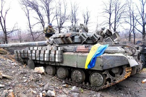 Topwar: Chốt chặn nam Kharkov tan vỡ, quân Ukraine bị Nga truy đuổi gắt gao tới Donetsk
