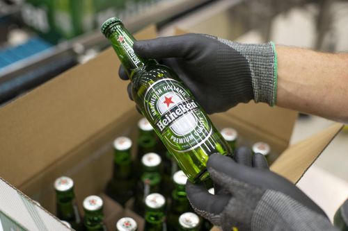 Heineken vẫn quyết định rút khỏi thị trường Nga dù phải mất tới 400 triệu euro
