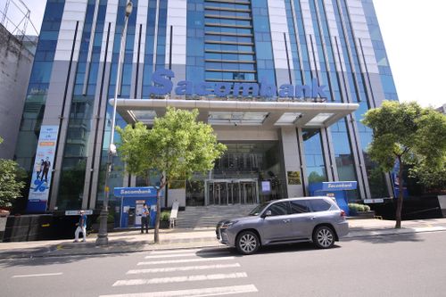 Sacombank nói về khoản vay nghìn tỷ của FLC
