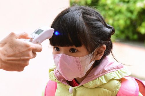 Hà Nội qua đỉnh dịch nhưng ngày đến trường của học sinh vẫn là 'ẩn số'