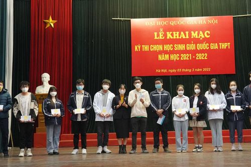 Thêm mùa vàng học sinh giỏi quốc gia cho khối THPT chuyên của Đại học Quốc gia Hà Nội