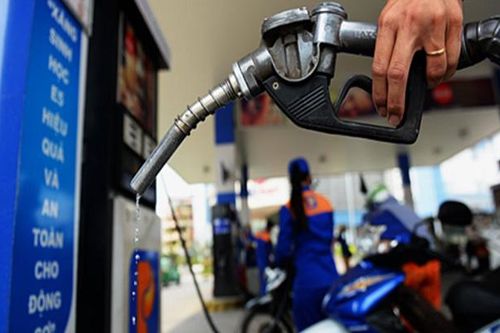 Từ 1/4, giảm 50% mức thuế bảo vệ môi trường đối với xăng dầu