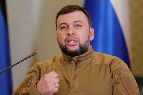 Nước Cộng hòa Donetsk tự xưng cân nhắc gia nhập Nga