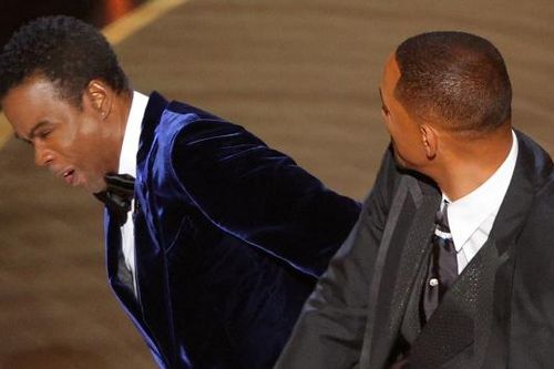Chris Rock lần đầu lên tiếng về vụ việc ở Oscar