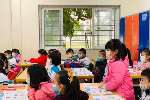 Hà Nội: Học sinh tiểu học, lớp 6 sẽ đến trường sau khi tiêm vaccine?