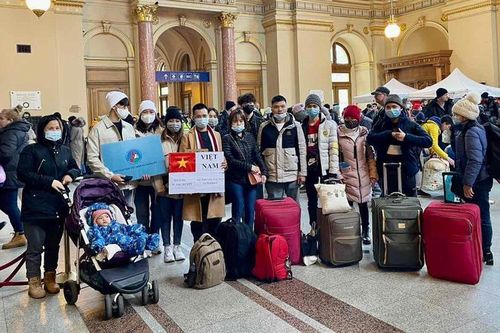 Sơ tán an toàn khoảng 5.200 người Việt Nam tại Ukraine
