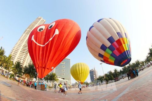 Du lịch miền Trung * Bài 1: Phát triển du lịch xanh theo hướng chuyên nghiệp và hiện đại